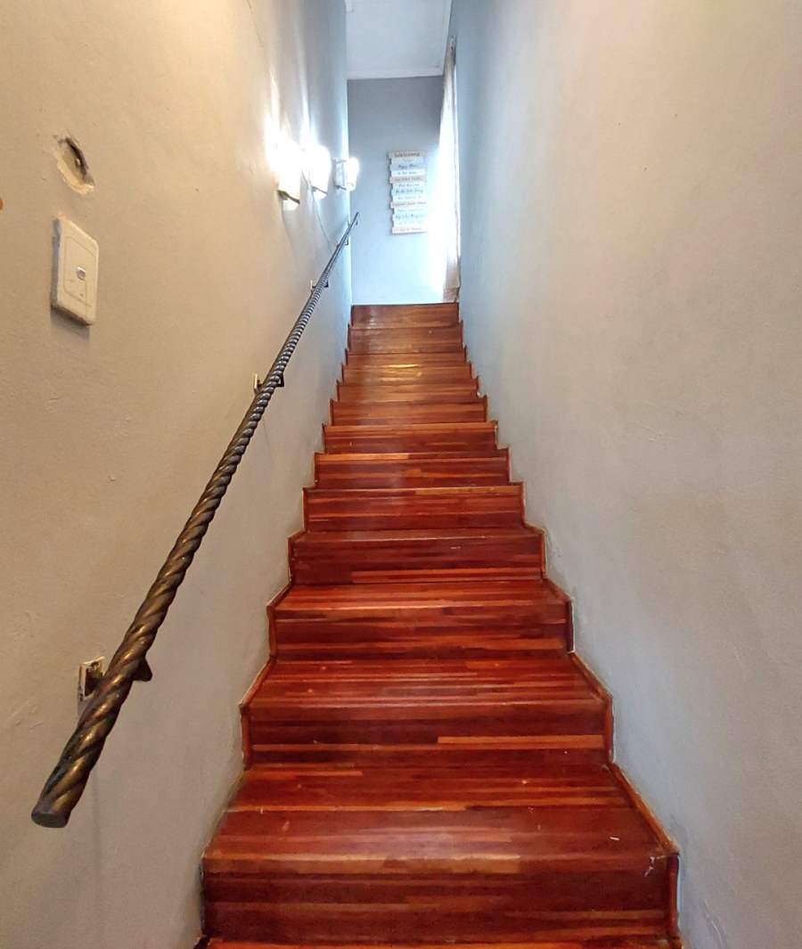 6 Bedroom Property for Sale in Brits North West